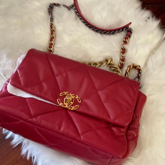 Chanel 19 Large bag - Picture 1 of 1